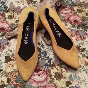 Rothy’s the Point Marigold Flats Size 8.5